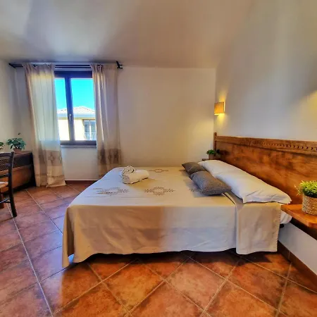 Aparthotel Domos De Ammentos *