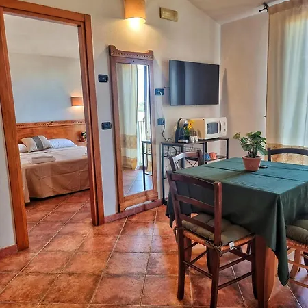 Hotel apartamentowy Domos De Ammentos